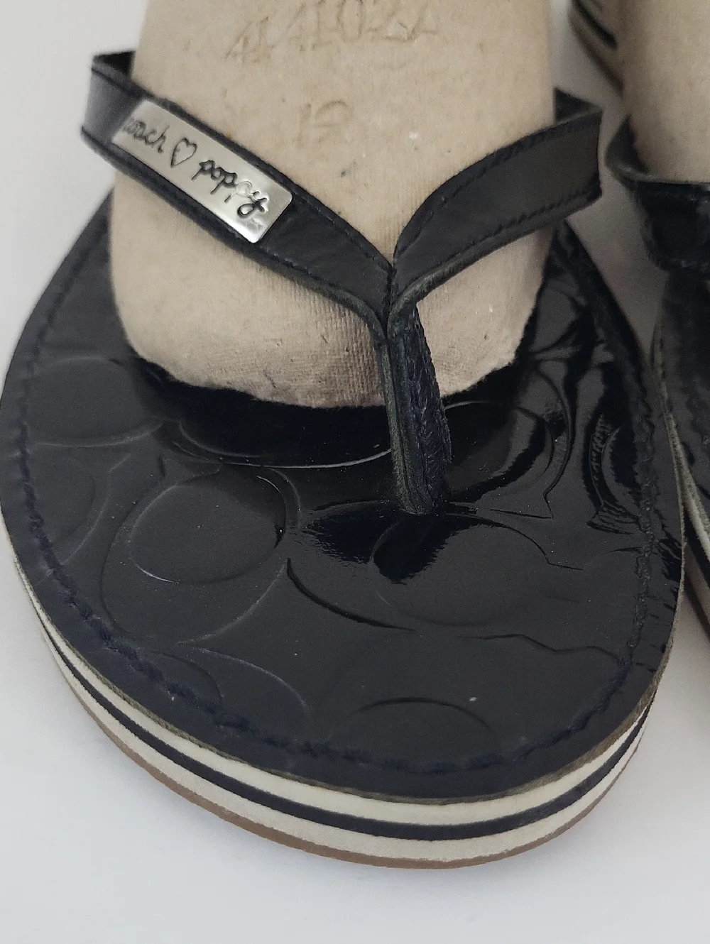 Coach Poppy Wilma Black Patent Leather Thong Flip Flops Size 11 B